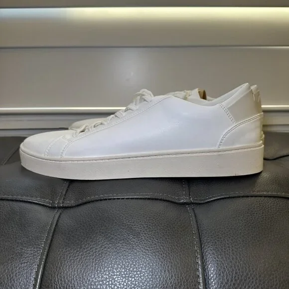 Thousand Fell Lace Up White Eco Recycled Tennis Shoes Mens size 9